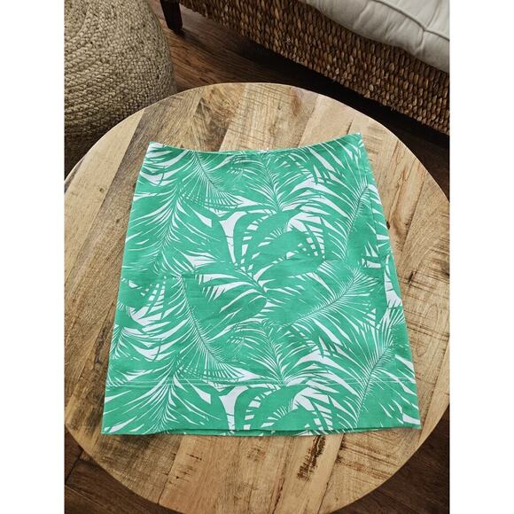Talbots Palm Tree Leaf Green/White Tropical Print Skirt Women's Size 6P NWOT - Picture 1 of 9
